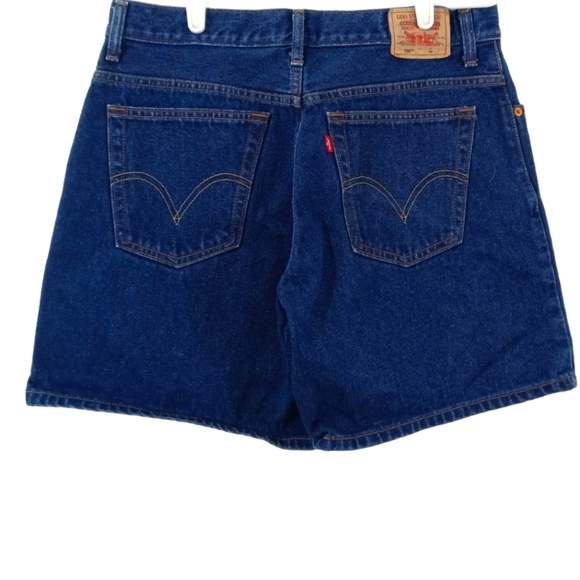 Vintage 90's Levi's Mom High Waisted Denim Jean Shorts High Rise - Picture 2 of 4